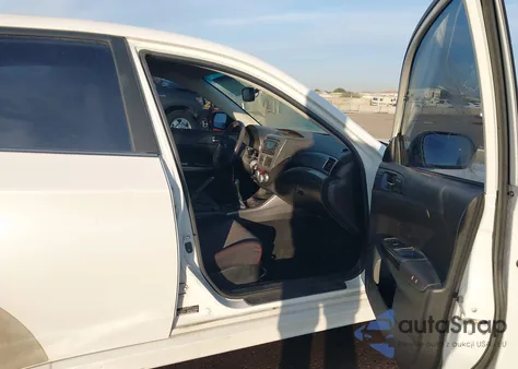 2013 Subaru Impreza Wrx z USA, uszkodzony, nr VIN JF1GV7E62DG017228